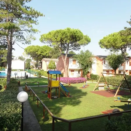 Terraced With Garden And Pools 别墅 *